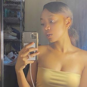 Meet your Posher, Nicole